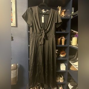 Black Satin Dress- Midi- XL